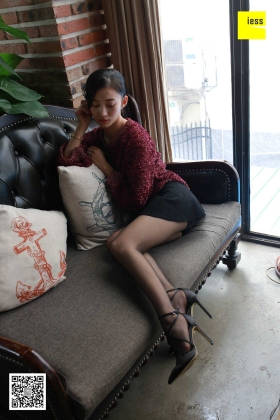 [IESS异思趣向] 2018.01.16 丝享家148：秋秋《秀色可餐的黑丝》[99P47MB]