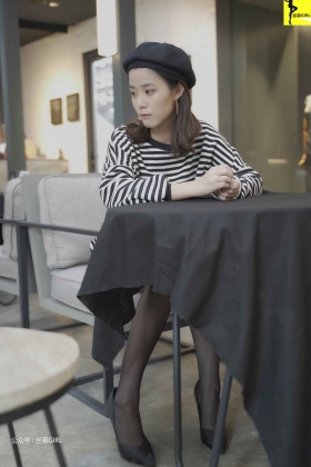 SVK087 模特:V小姐 女王S国度《V小姐的灰sw》